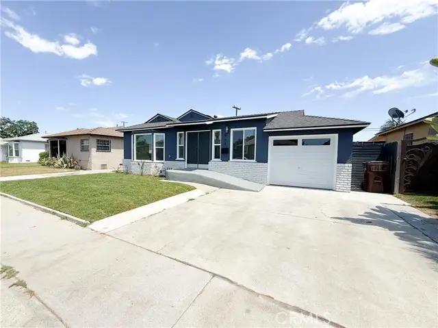 900 Evers Avenue, Compton, CA 90220 - #2
