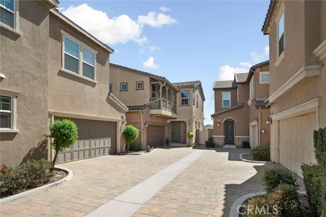 13049 Goldenrod Drive, Corona, CA 92880 - #2