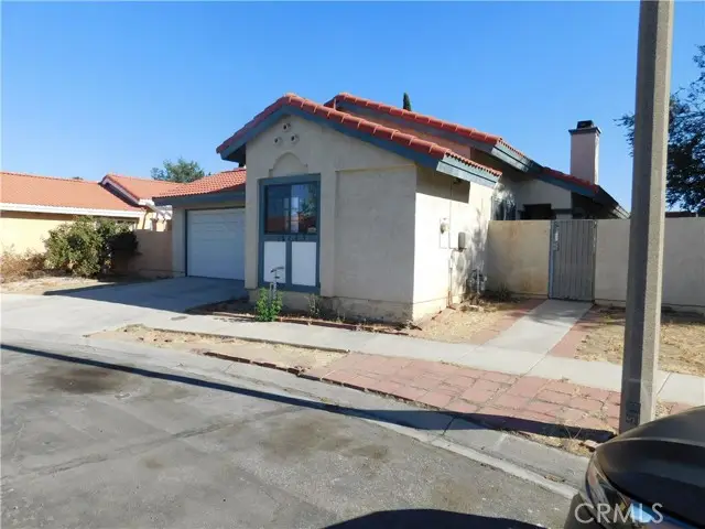 16245 Rodell, Victorville, CA 92395 - #2