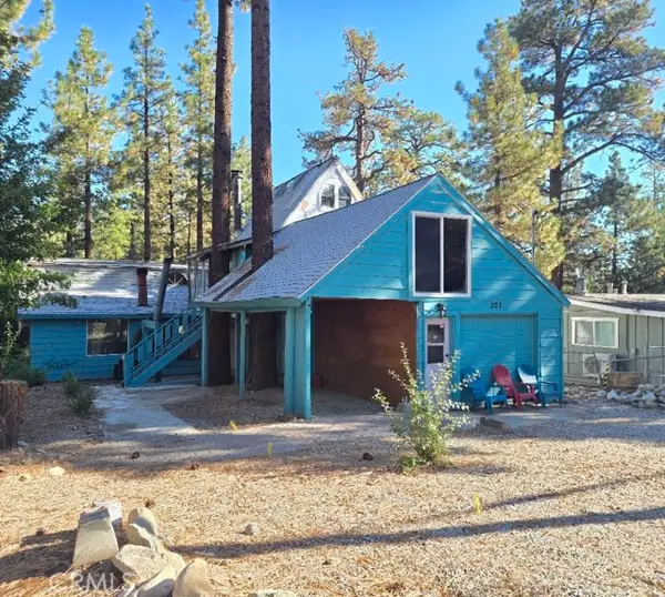 321 Country Club, Big Bear City, CA 92314