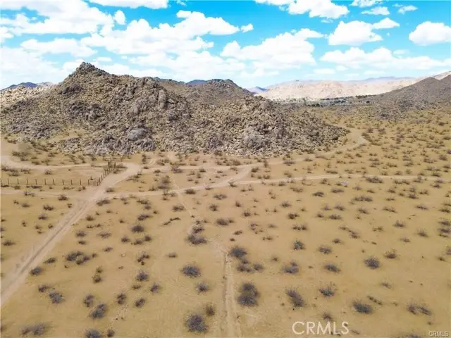 16 Laguna Seca, Apple Valley, CA 92307 - #2