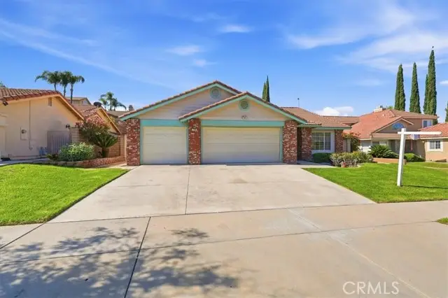 790 Sugar Maple, Corona, CA 92881 - #2
