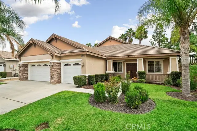 6860 Edinburgh Road, Eastvale, CA 92880 - #2