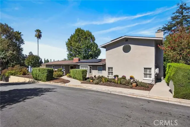 1020 La Cresta, Redlands, CA 92373 - #2