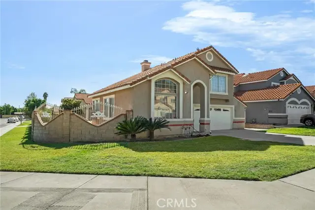 18035 San Jacinto, Fontana, CA 92336 - #2
