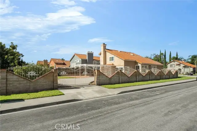 18035 San Jacinto, Fontana, CA 92336 - #3