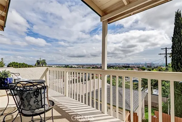 404 Hanford Avenue, San Pedro, CA 90732 - #2