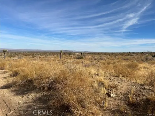 8 Fort Tejon Road, Llano, CA 93544