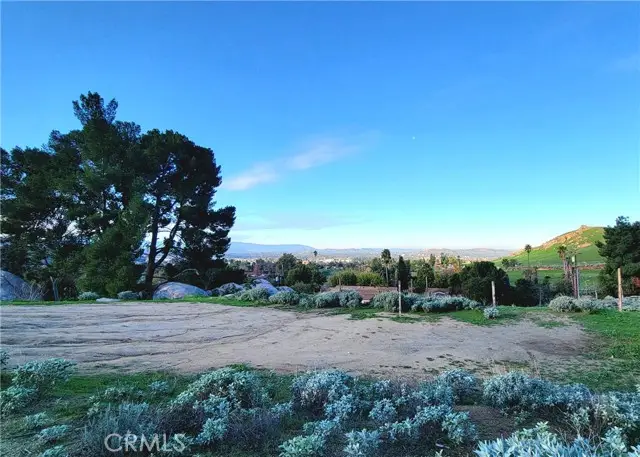 2935 Galaxie Heights Road, Riverside, CA 92507 - #1