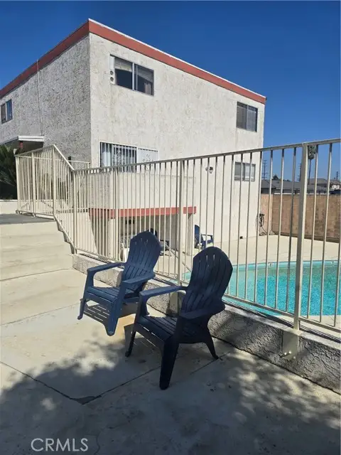 852 Beach Avenue  #4, Inglewood, CA 90302