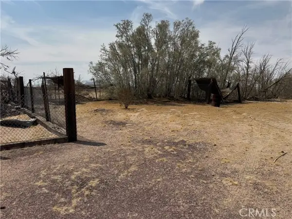 31626 Croyden St, Newberry Springs, CA 92365