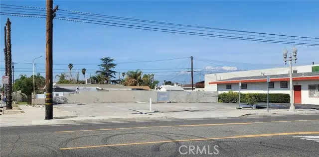 1305 Mount Vernon Avenue, Colton, CA 92324 - #2