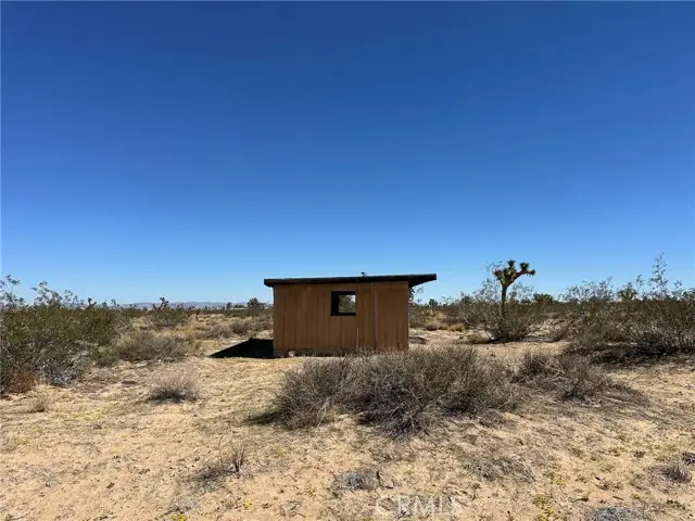 58638 Cubero, Landers, CA 92285 - Image #3