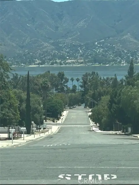 208 North lewis st, Lake Elsinore, CA 92530 - #2