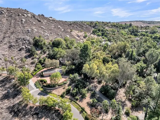 6146 Hawarden Drive, Riverside, CA 92506 - #1