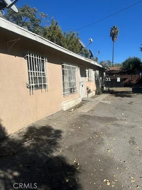 933 Mountain View, San Bernardino, CA 92410 - #2