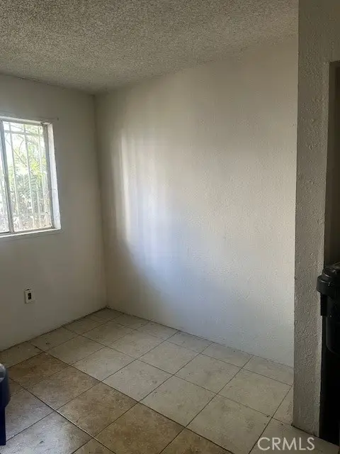 933 Mountain View, San Bernardino, CA 92410 - #3