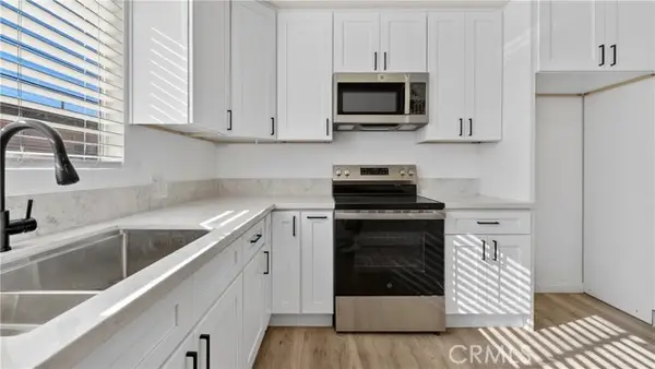 527 Cedar Avenue  #2C, Long Beach, CA 90802