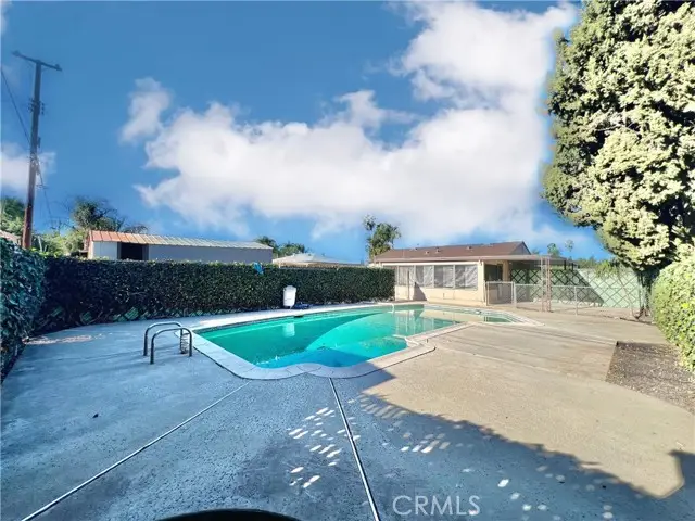 8654 Greenpoint Avenue, Riverside, CA 92503 - #2