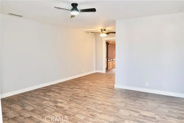 8654 Greenpoint Avenue, Riverside, CA 92503 - #3