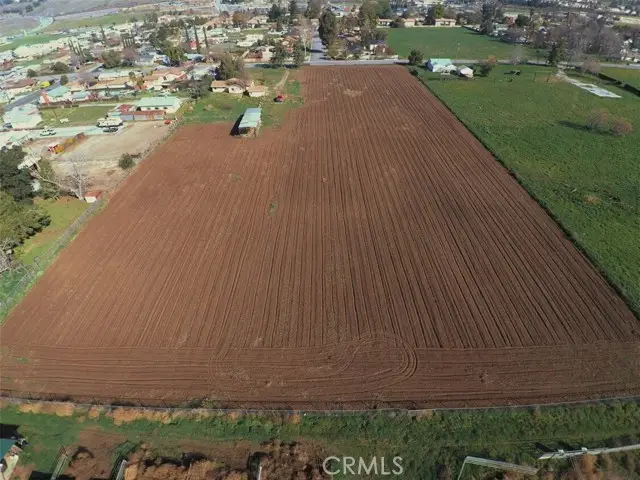 32797 Avenue D, Yucaipa, CA 92399 - #2