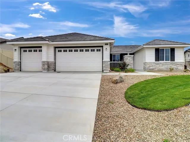 35869 Wildwood Crest Drive, Yucaipa, CA 92399 - Image #1