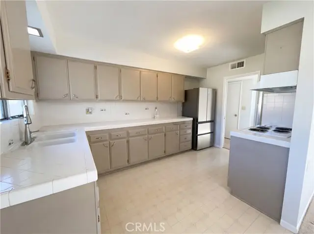 25810 Coombe Hill Drive, Sun City, CA 92586 - Image #2