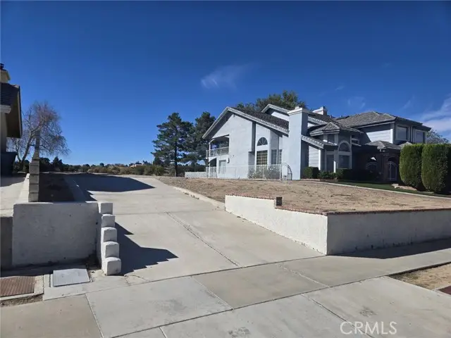 13261 Country Club, Victorville, CA 92395 - #2