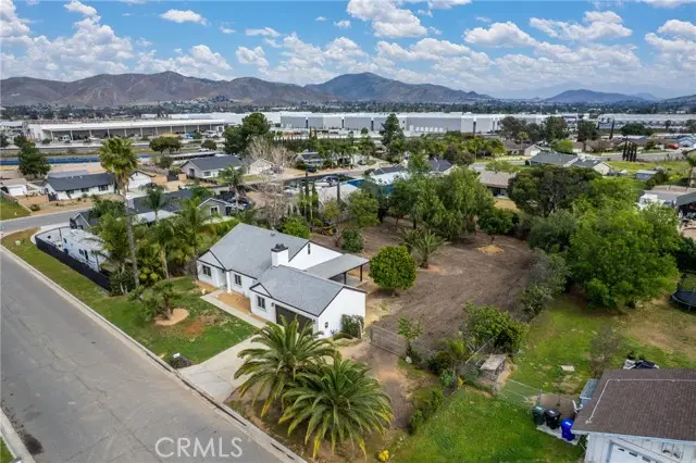 4856 Poinsetta, Riverside, CA 92509 - #3