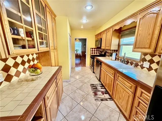 6034 Elenor, Riverside, CA 92506 - #3