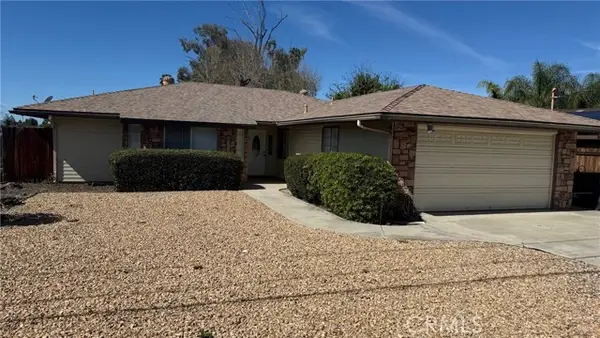 573 Girard, Hemet, CA 92544