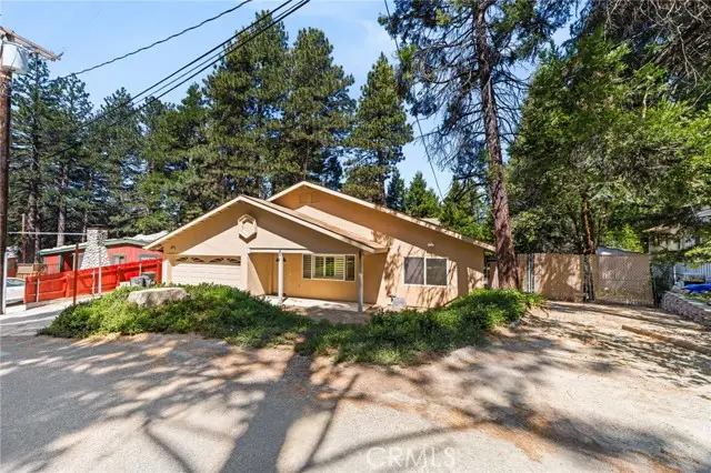 31686 Luring Pines Circle, Running Springs, CA 92382 - #2