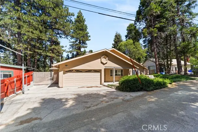 31686 Luring Pines Circle, Running Springs, CA 92382 - #3