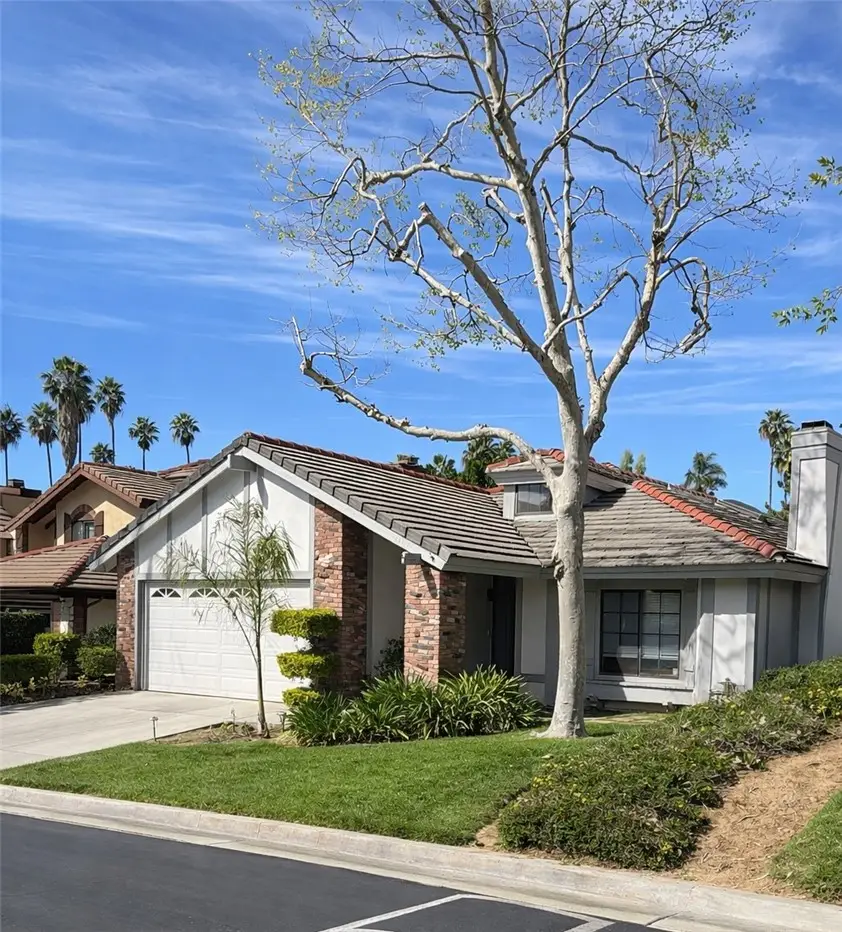2667 Victoria Park, Riverside, CA 92506 - #1
