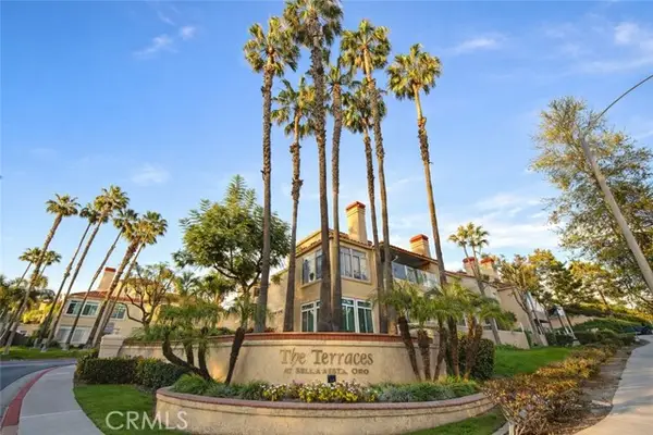 1151 Veramar Court  #101, Corona, CA 92882