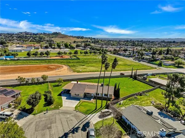 9210 TRAILHEAD, Riverside, CA 92509