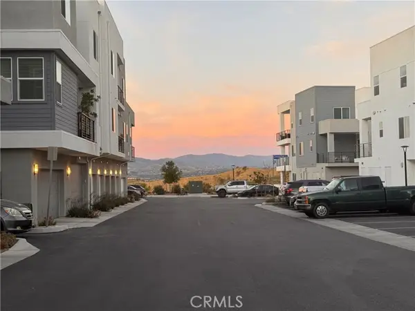 26729 Greylock Lane, Stevenson Ranch, CA 91381