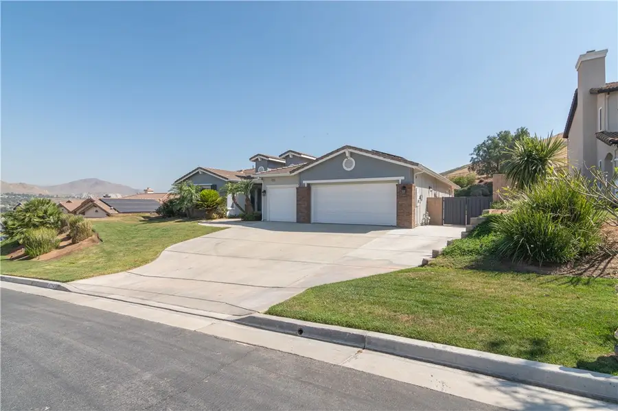 4714 Laurel Ridge, Riverside, CA 92509 - #3