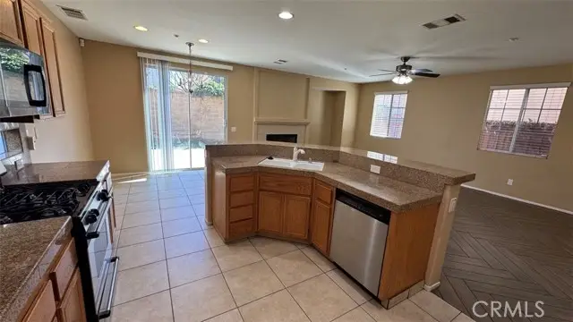 11332 Riverbury Court, Riverside, CA 92505 - #3