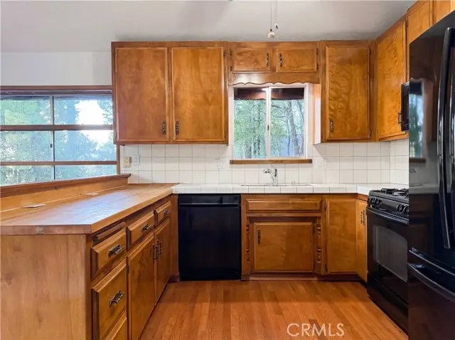 24035 Alpine Drive, Crestline, CA 92325 - #2