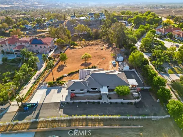 16025 Perry Heights, Riverside, CA 92504