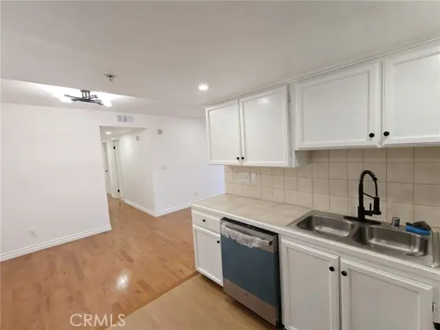 108 Maple Street  #7, Glendale, CA 91204 - #2
