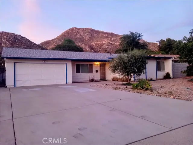 657 Glenhill Drive, Riverside, CA 92507 - #1