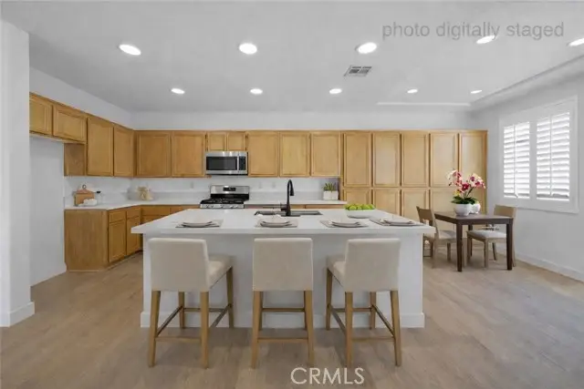 13290 Via Robles, Victorville, CA 92392 - #3