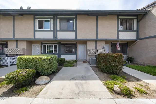579 9th, Upland, CA 91786 - #1