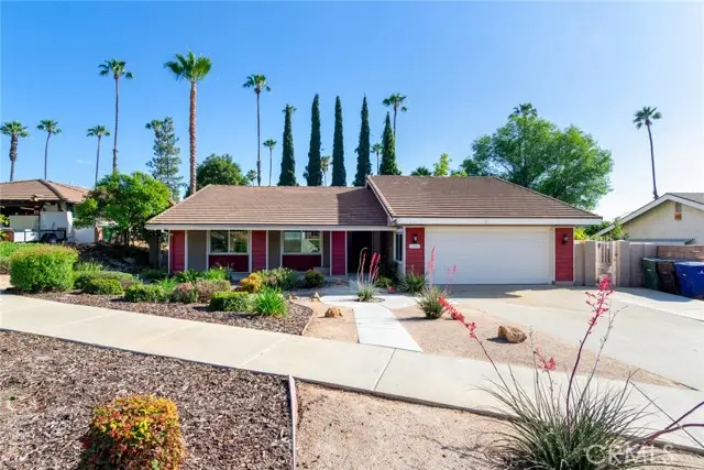 1240 Blazewood, Riverside, CA 92507 - #1