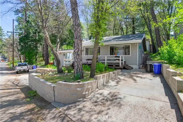 279 Forest Circle, Crestline, CA 92325 - #2
