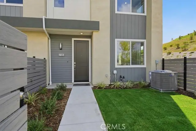 27314 Bear Creek Lane, Valencia, CA 91381 - #2