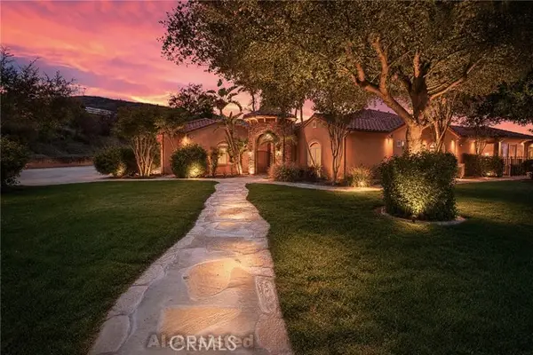 9609 Equestrian Drive, Riverside, CA 92503