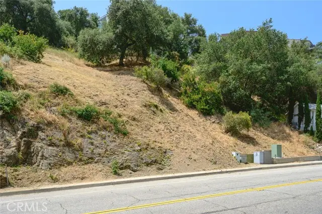 2589 Chevy Chase Drive, Glendale, CA 91206 - #2